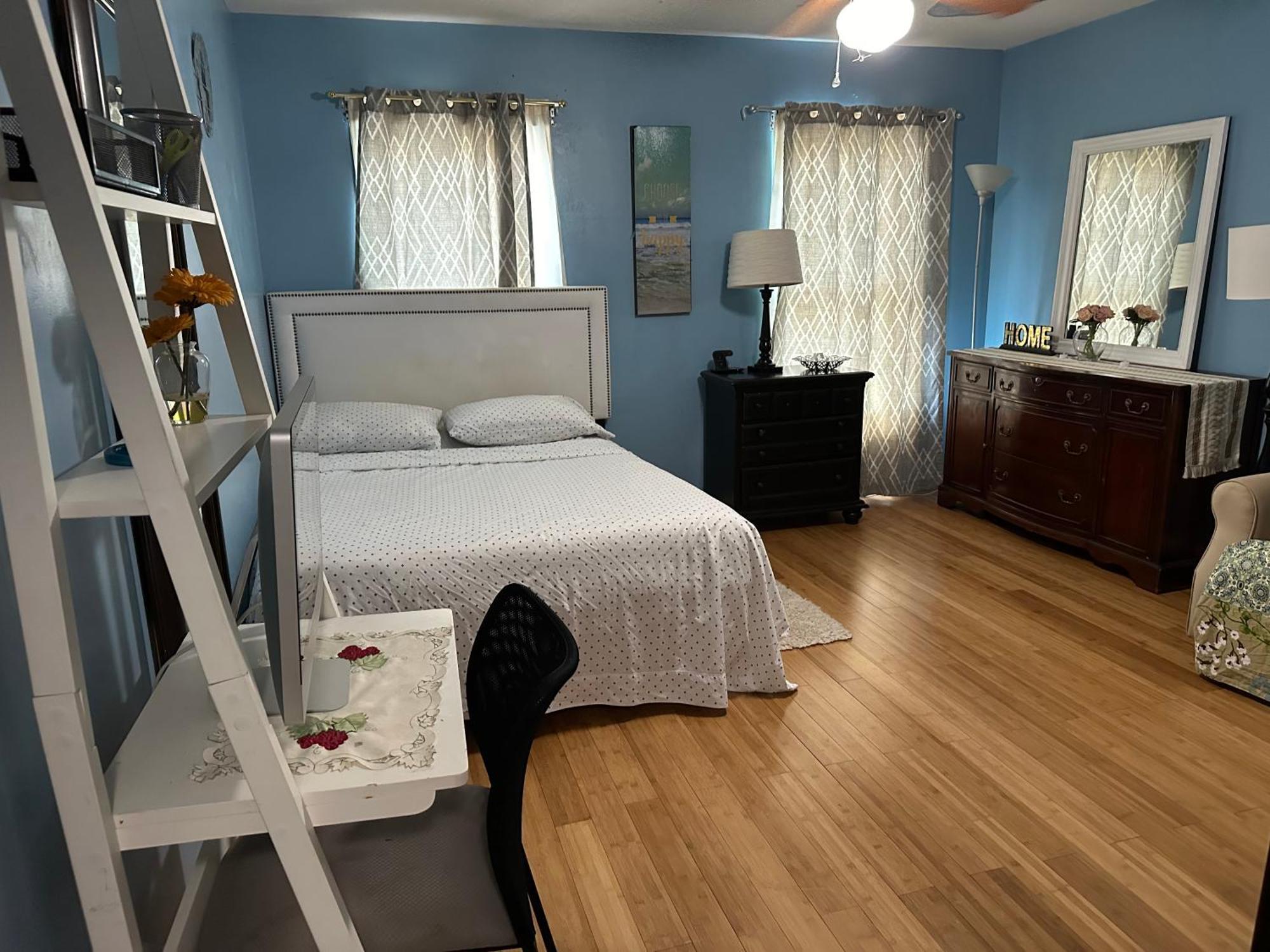 Colorful 3 Bedrooms Twin Home Near Center Филаделфия Екстериор снимка